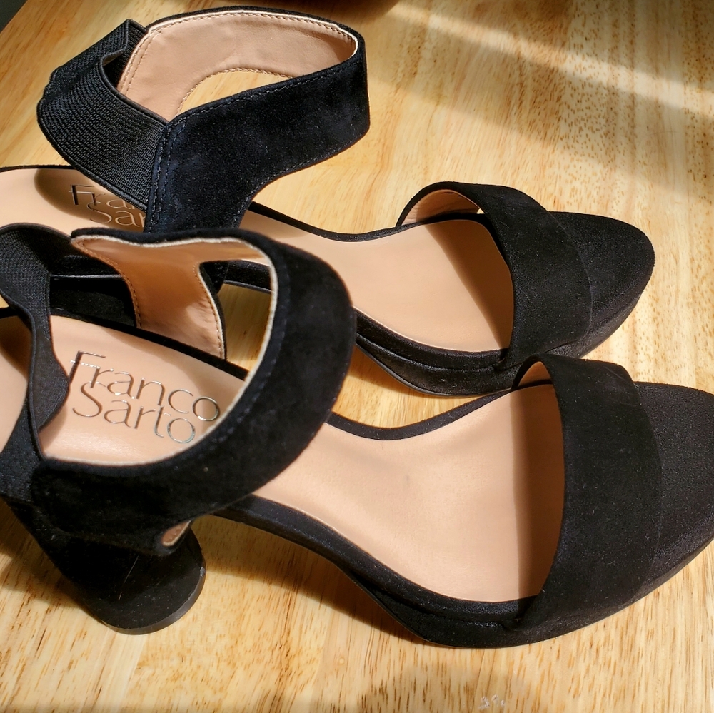 NEW Franco Sarto black platform suede shoes